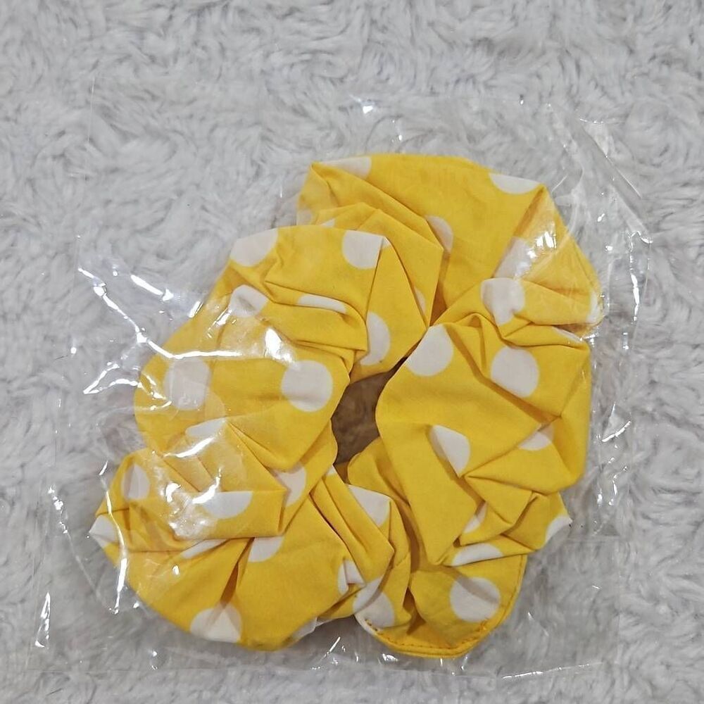 Lemlem NWOT Yellow and White Polka Dot Scrunchie Hair Tie
